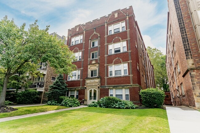 Lewis Manor Apartments