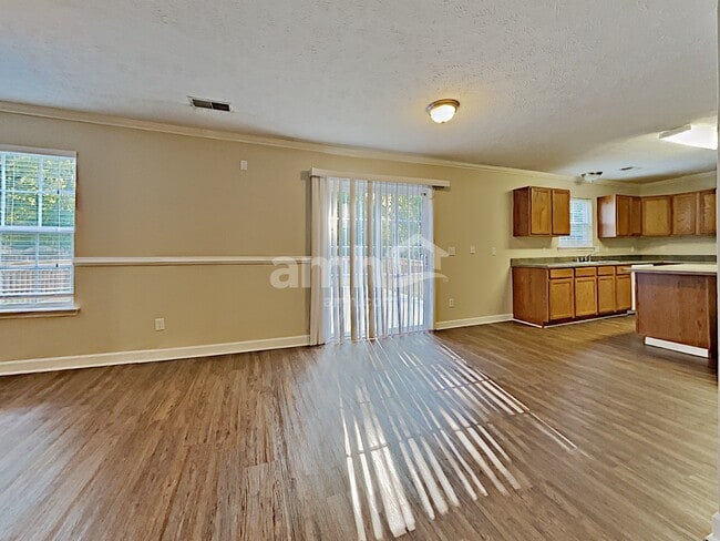 Photo - 8026 Meadowview Ln