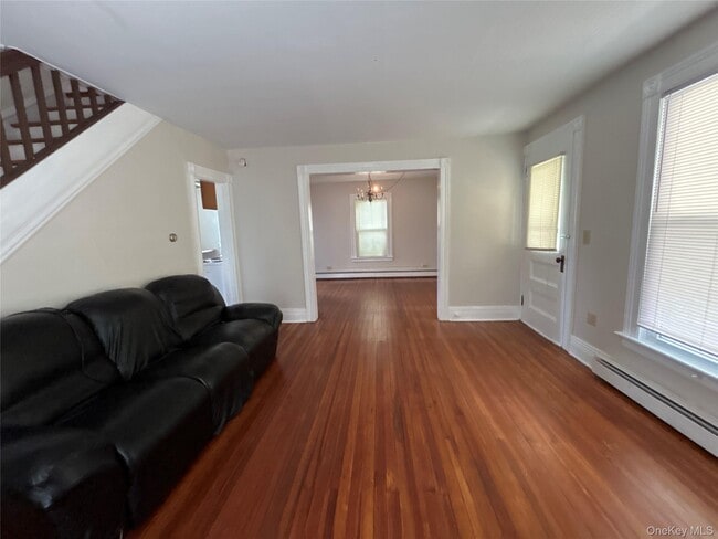 Photo - 5851 S Elm Ave