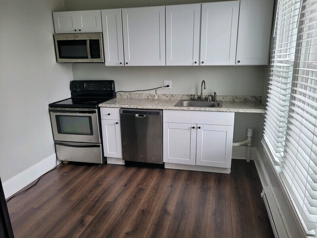 Photo - 2921 Hanes Ave Unidad 3 Rental