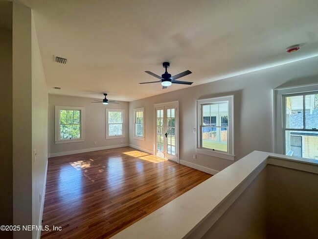 Photo - 1213 Cherry St