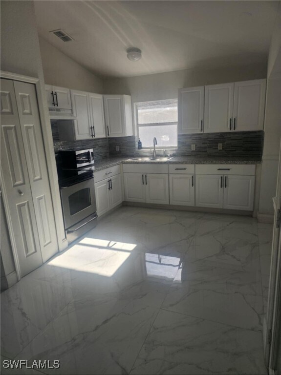 Photo - 3330-3333 33rd Ave NE