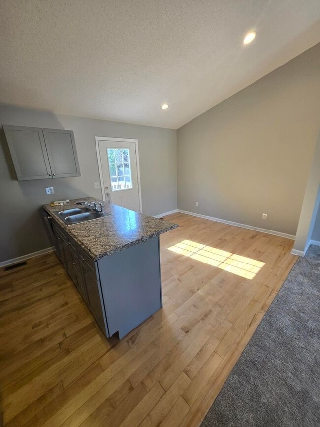 Photo - Charming 3 Bedroom Home in Historic Jonesb...