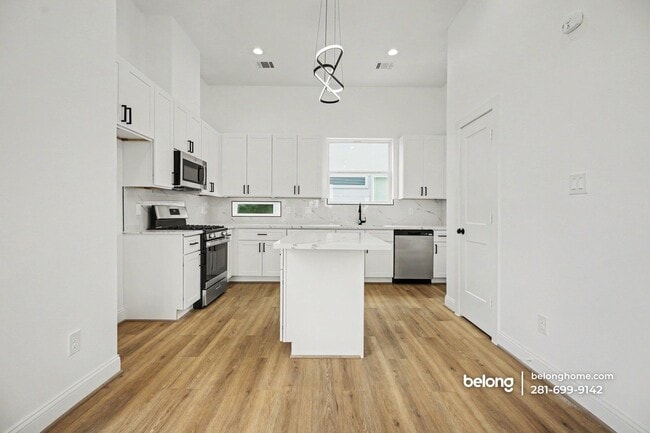 Photo - 6350 Culberson St