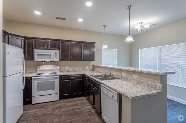 1HAB, 1BA - 690 ft² - Frisco Senior Village