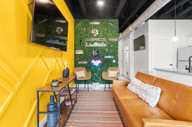 Photo - 295 Plus Park Blvd Unidad 111