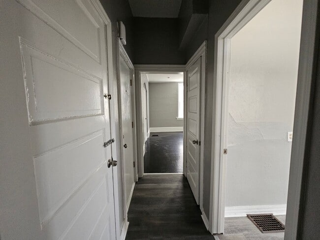 Photo - Newl updated 2 bedroom 1 bath located in Carrick!