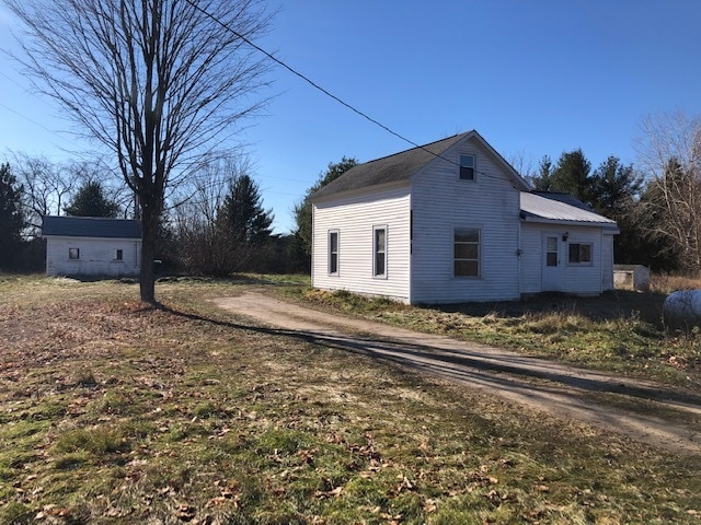 Photo - 16665 Schofield Rd