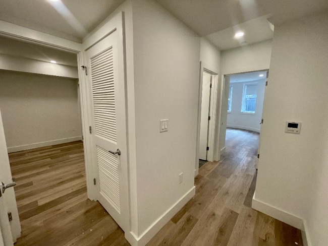 Photo - 1321 Rhode Island Ave NW Unidad 1