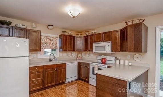 Photo - 1601 Starbrook Dr