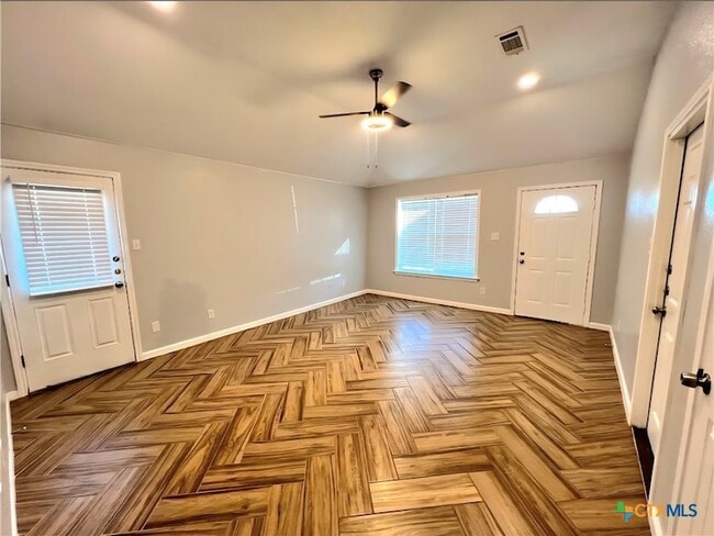 Photo - 2916 Starlight Dr