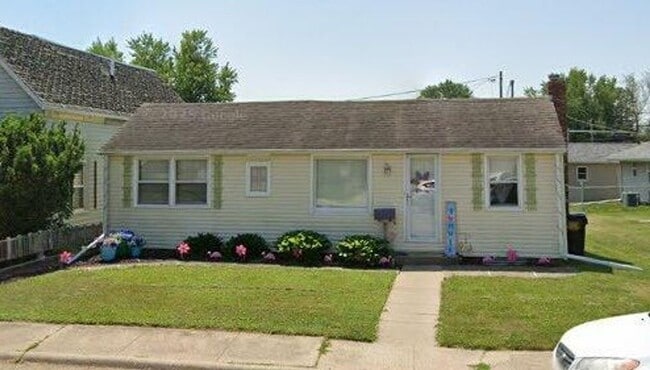 Building Photo - Updated 1-Bedroom Home with Garage!