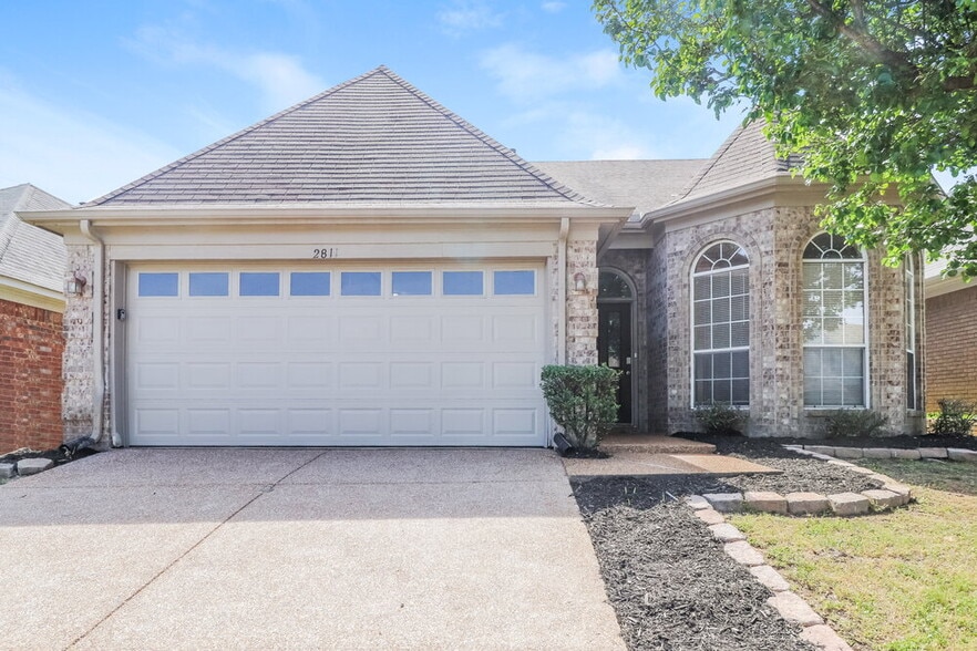 2811 Misty Bay Dr