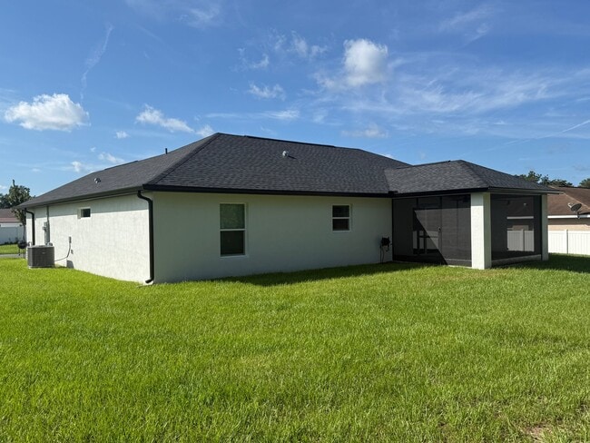 1607 NE 46th Rd