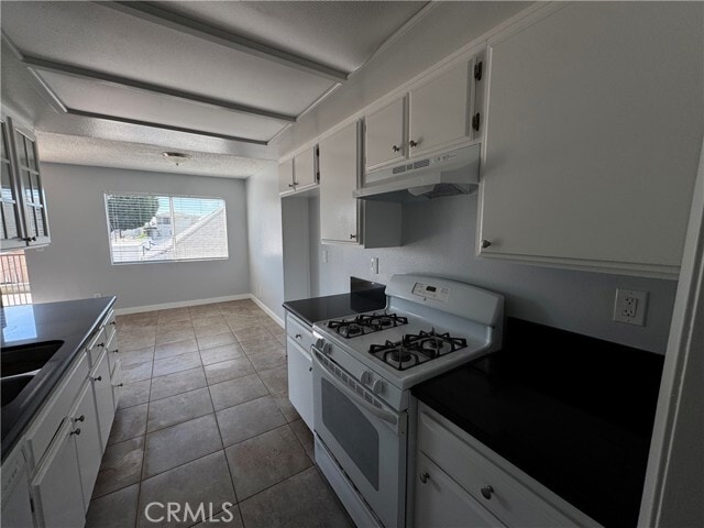 Photo - 579 W 14th St Unit 4