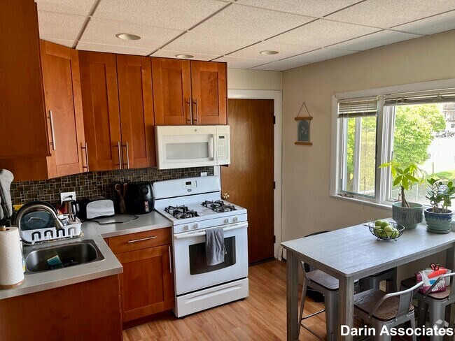 Building Photo - 108 Thurston St Unit 112-5 Rental