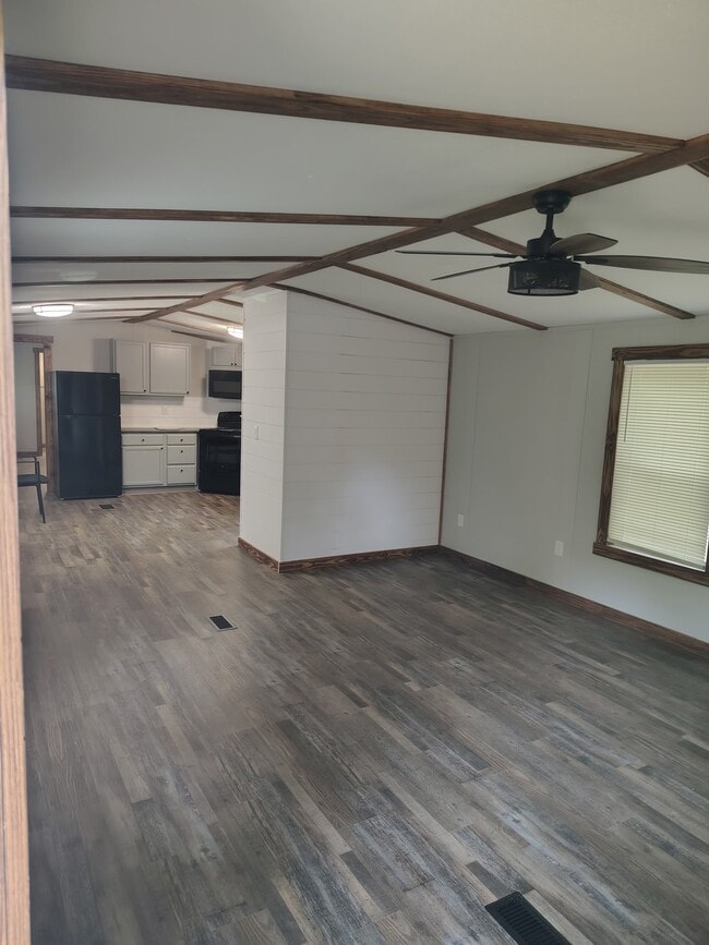 Photo - 125 Shady Oaks Lndg
