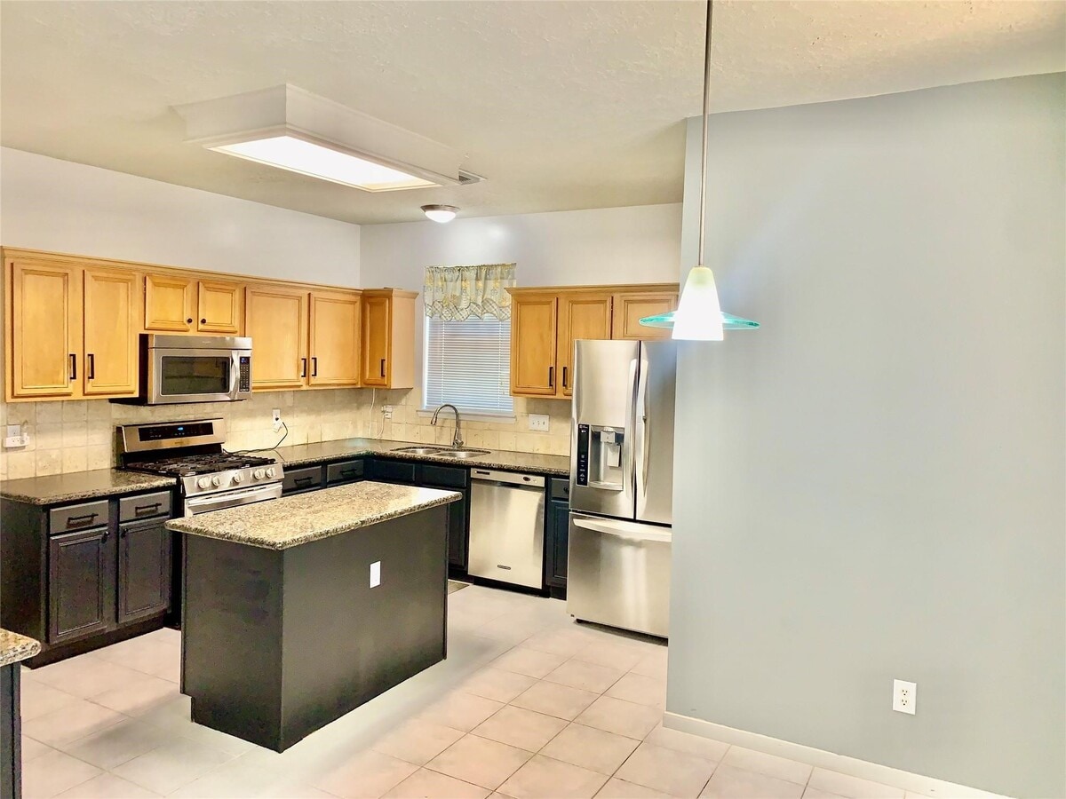 Photo - 4019 Mission Valley Dr