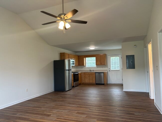 Photo - 51 Farm View Cir