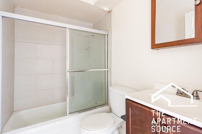 Photo - 6011 N Winthrop Ave Unit 410