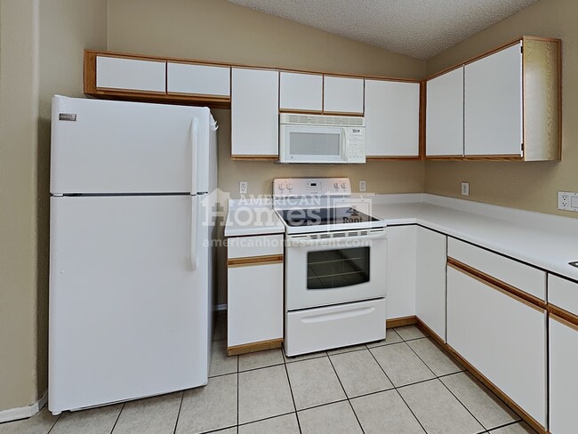 Photo - 9050 E Glenmont Dr