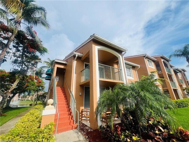 Photo - 1275 Wildwood Lakes Blvd