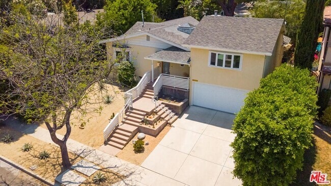 Building Photo - 4111 Allott Ave Rental