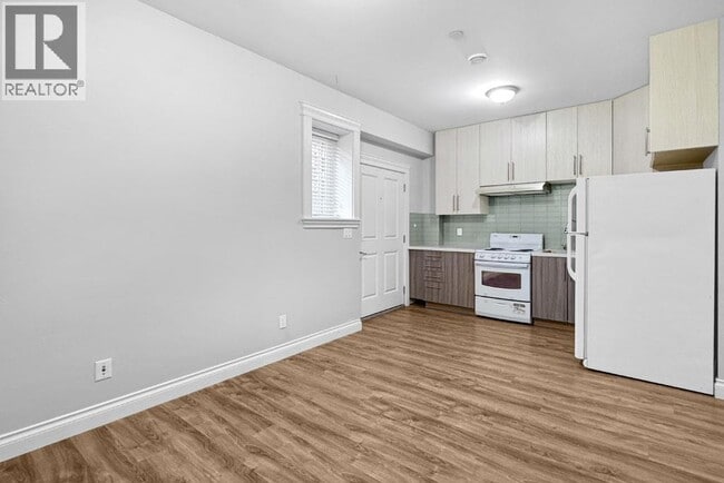 Photo - 2765 E 54th Ave