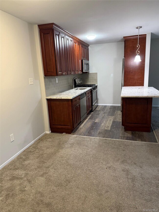 Photo - 460 Old Town Rd Unit 8L