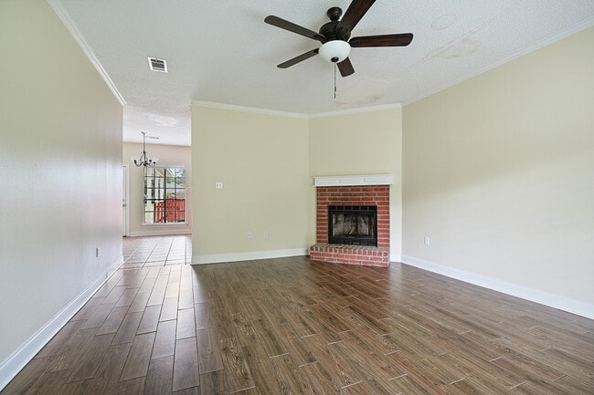 Photo - 17418 Deer Lake Ave