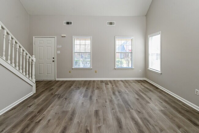 Photo - 1029 Appling Meadow Dr