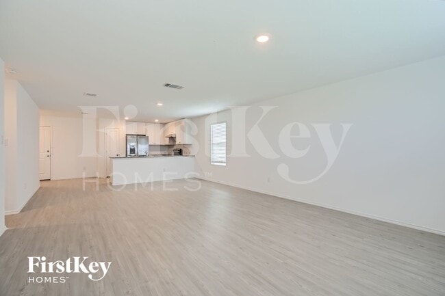 Photo - 3921 Far Horizon