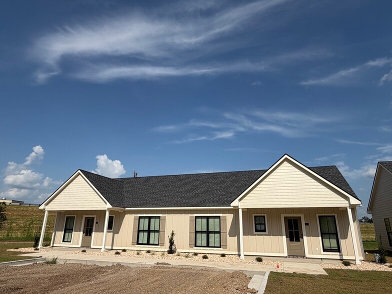 Full Duplex Building
