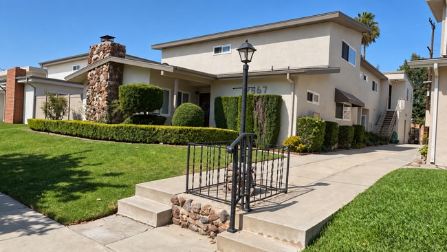 2867 W 235th St Unit 4