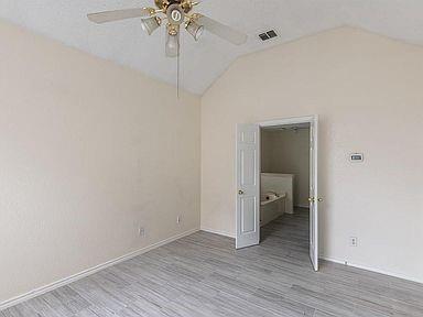 Photo - 943 Winterstone Dr
