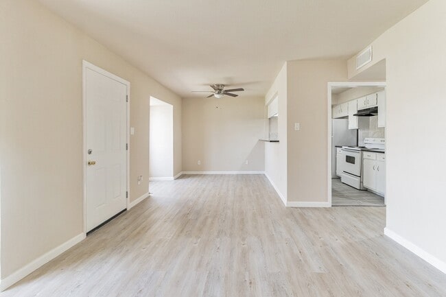 Photo - 6815 Beachwood St Unit 1