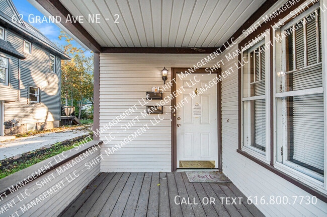 Photo - 62 Grand Ave NE