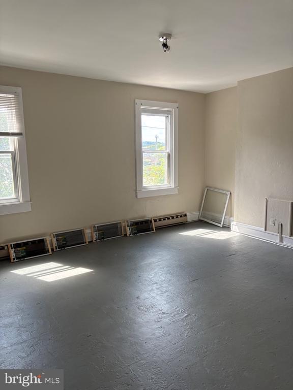 151 W Airy St Unit 2