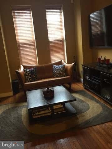 820 K St NE