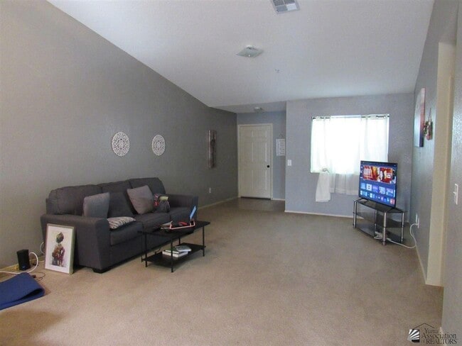 Photo - 2 Bedroom/2bathroom Townhome off of 9E