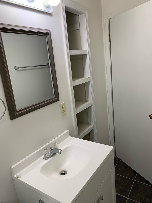 Photo - 705 W Center St