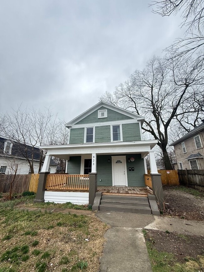 Photo - 823 N Main Ave Unidad A