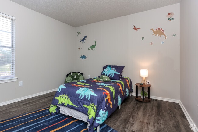 2BR, 2BA - 894SF - Second Bedroom - GARDEN GATE PLANO