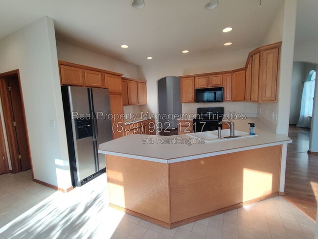 Photo - 2650 Sandstone Ln