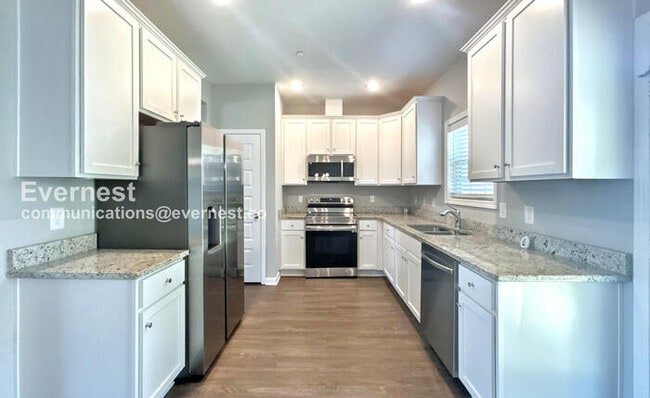 Photo - 1207 Trestle Dr