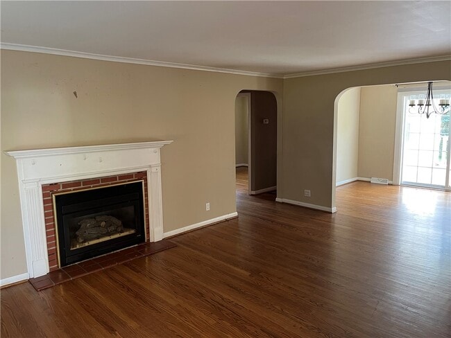 Photo - 198 Beartown Rd