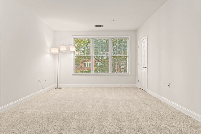 Photo - 75 Maple St Unit 201