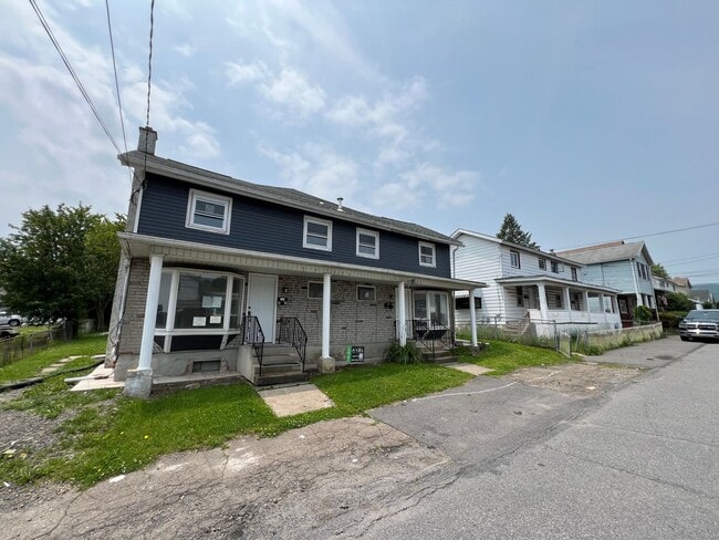 Building Photo - 1143-1145 Eynon St Unit 1143 Rental