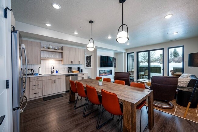 Building Photo - 3884 N 4975 E