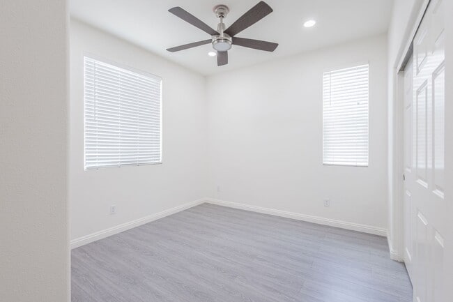 Photo - 16220 Retreat Ct